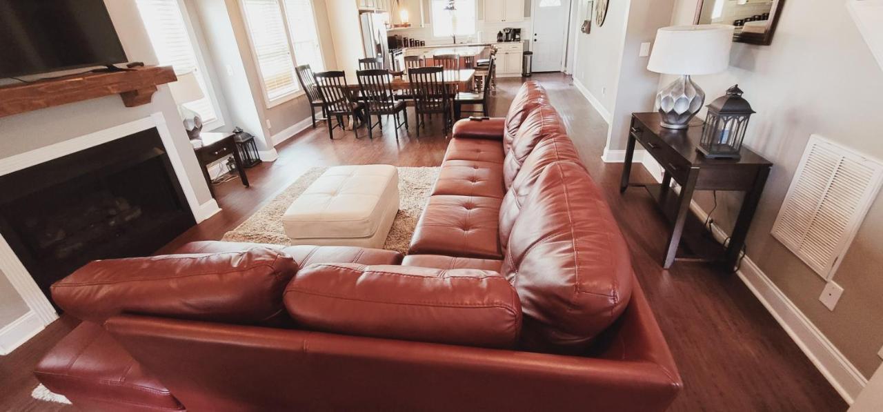 Spacious Deluxe House For You, Your Family And Friends Charlotte Dış mekan fotoğraf